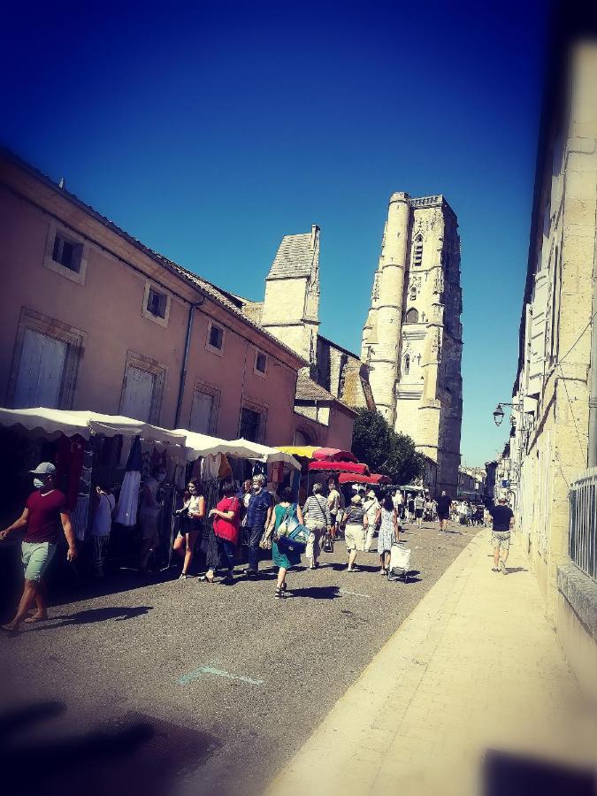 Gite De La Cathedrale - Лектур Екстер'єр фото